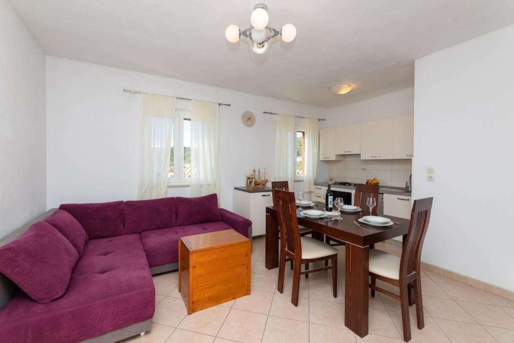 Bento Apartment - Best View On Town And Sea Pucisca Extérieur photo